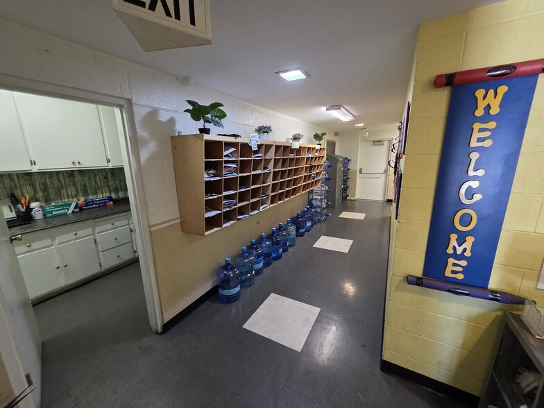 More Photos Of 1063 Aviation Blvd, Hermosa Beach Religious Facility For Sale