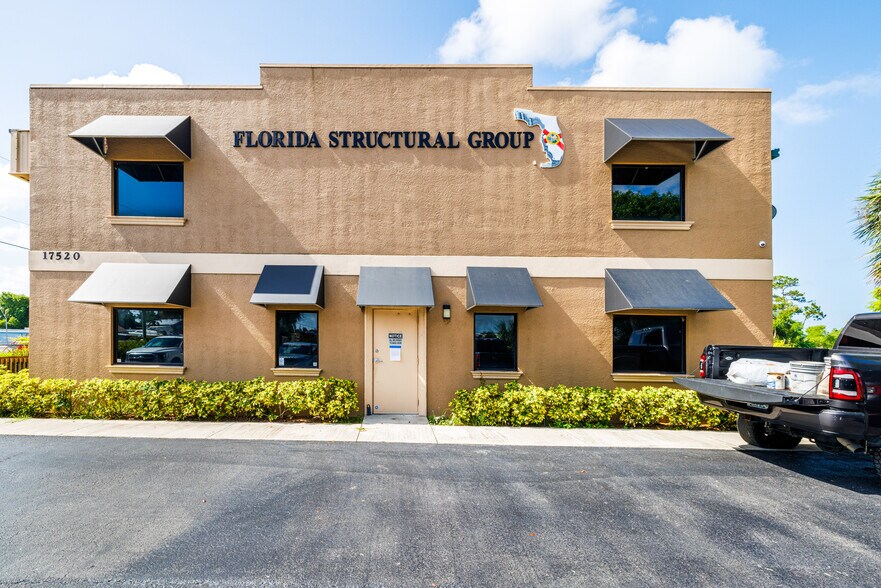 Primary Photo Of 17520 Rockefeller Cir, Fort Myers Warehouse For Sale