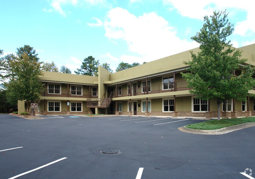 More Photos Of 11080 Old Roswell Rd, Alpharetta Loft Creative Space For Lease