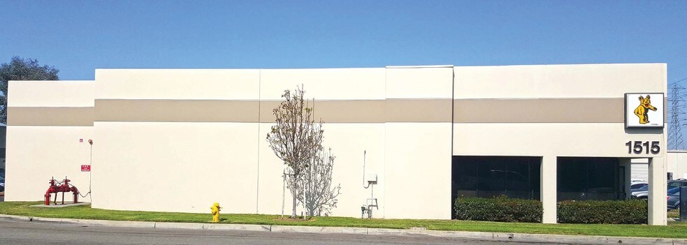 More Photos Of 1591 S Sinclair St, Anaheim Unknown For Lease