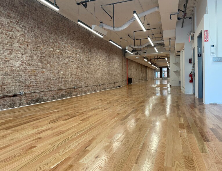 More Photos Of 412 Broadway, New York Loft Creative Space For Lease