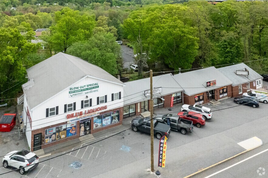 More Photos Of 3-11 Turnpike Rd, Southborough Storefront Retail Office For Lease