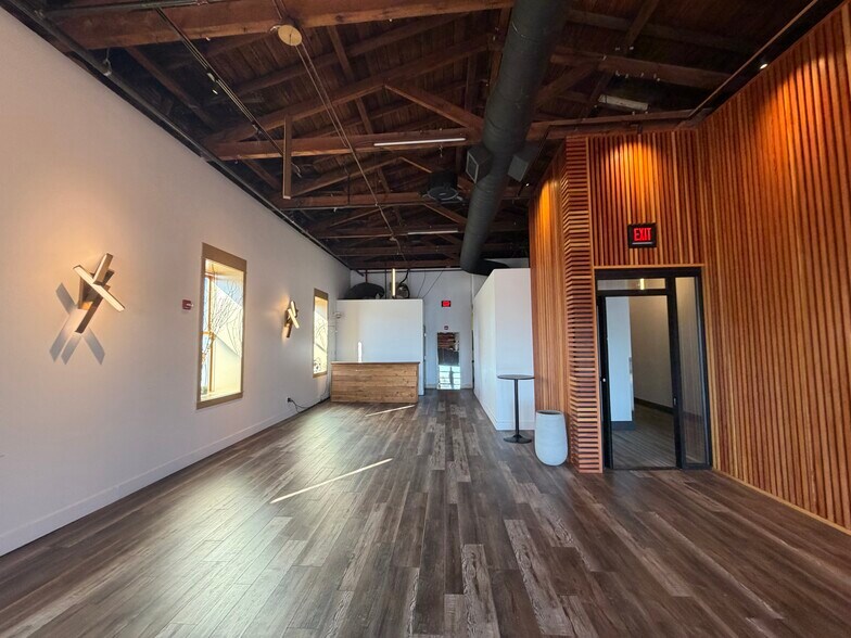 More Photos Of 253 E Main St, Hillsboro Movie Theatre For Sale