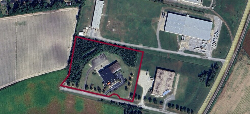 More Photos Of 104 Commercial Ave, Mount Olive Refrigeration Cold Storage For Sale