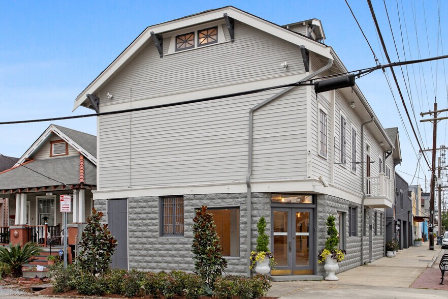 More Photos Of 8500 Oak St, New Orleans Storefront Retail Office For Lease