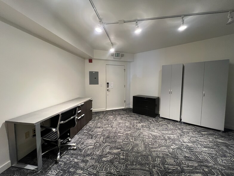 More Photos Of 25 Lower Woodbridge Rd, Snowmass Village Medical For Lease