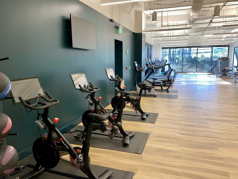More Photos Of 10 Glenlake Pky NE, Atlanta Office For Lease