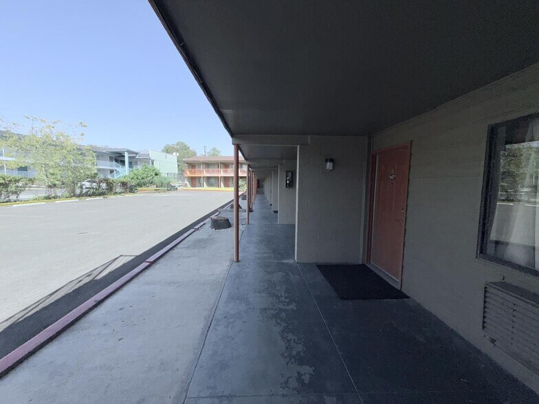 More Photos Of 1131 Austin Hwy, San Antonio Hotel For Sale