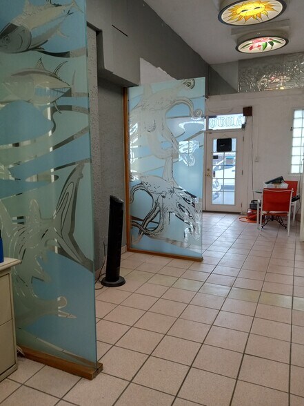 More Photos Of 2030 Homerule St, Honolulu Light Distribution For Lease
