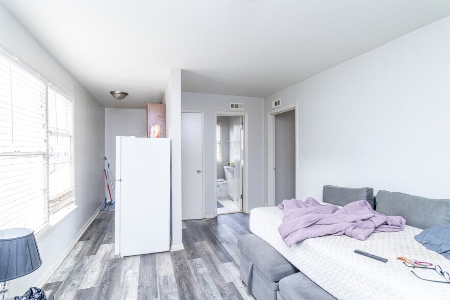 More Photos Of 1806 Meharry Blvd, Nashville Apartments For Sale