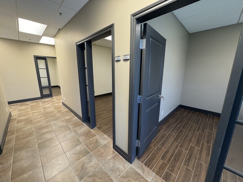 More Photos Of 6100-6140 Rue Christophe-Pelissier, Trois-Rivières Office For Lease