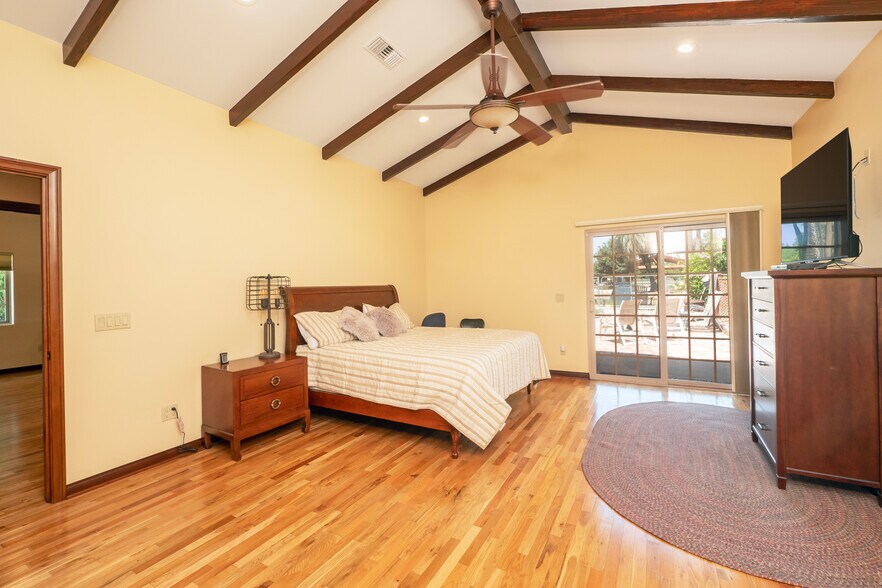 More Photos Of 2083 Grace St, Riverside Multifamily For Sale