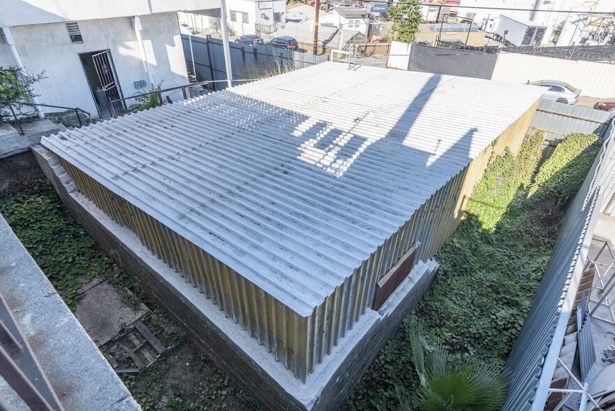 More Photos Of 3242 Fowler St, Los Angeles Warehouse For Sale