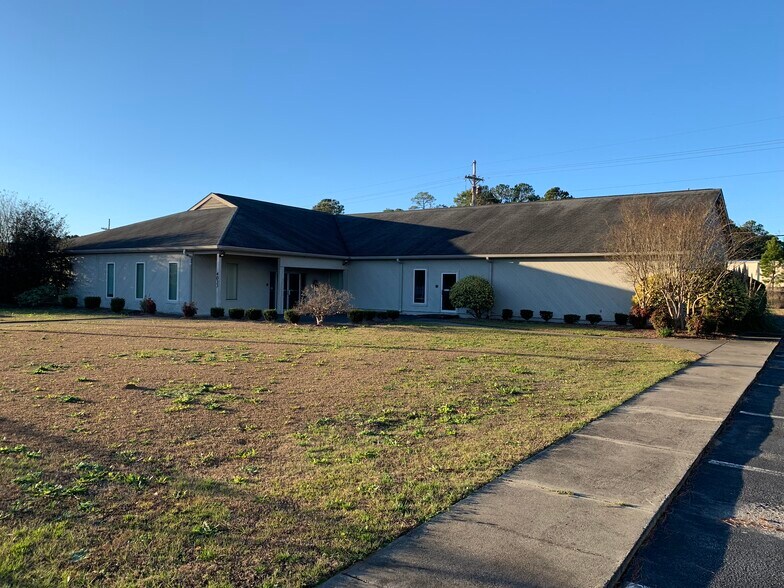 Primary Photo Of 4033 Belle Terre Golf Course Blvd, Myrtle Beach Office For Sale