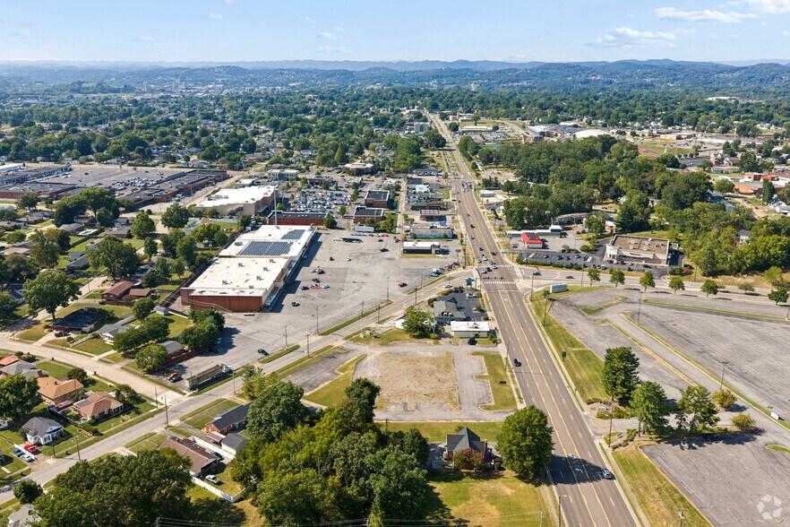 More Photos Of 2060 Fort Henry Dr, Kingsport Land For Lease