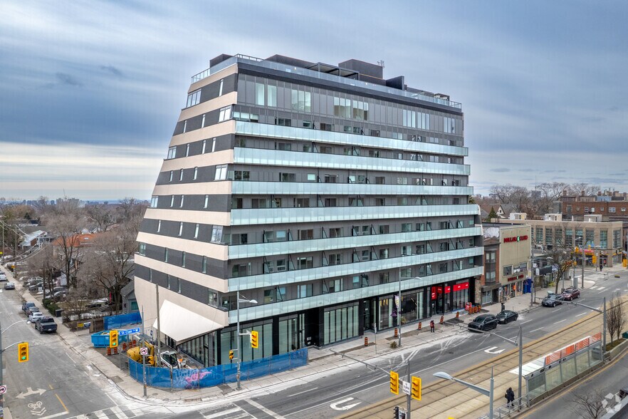 Primary Photo Of 863 St. Clair Ave W, Toronto Apartments For Lease