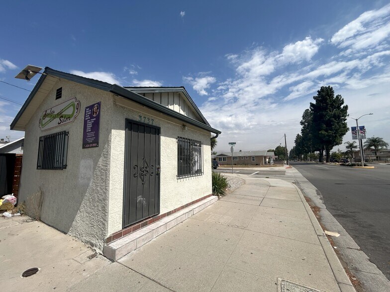 More Photos Of 3737 Baldwin Park Blvd, Baldwin Park Storefront Retail Residential For Sale