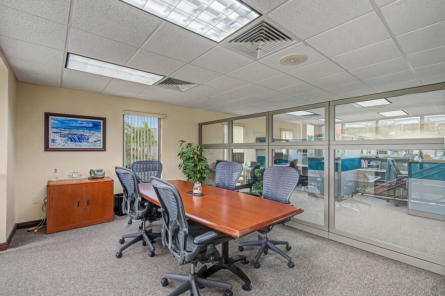 More Photos Of 9440 SW 77th Ave, Miami Office For Sale