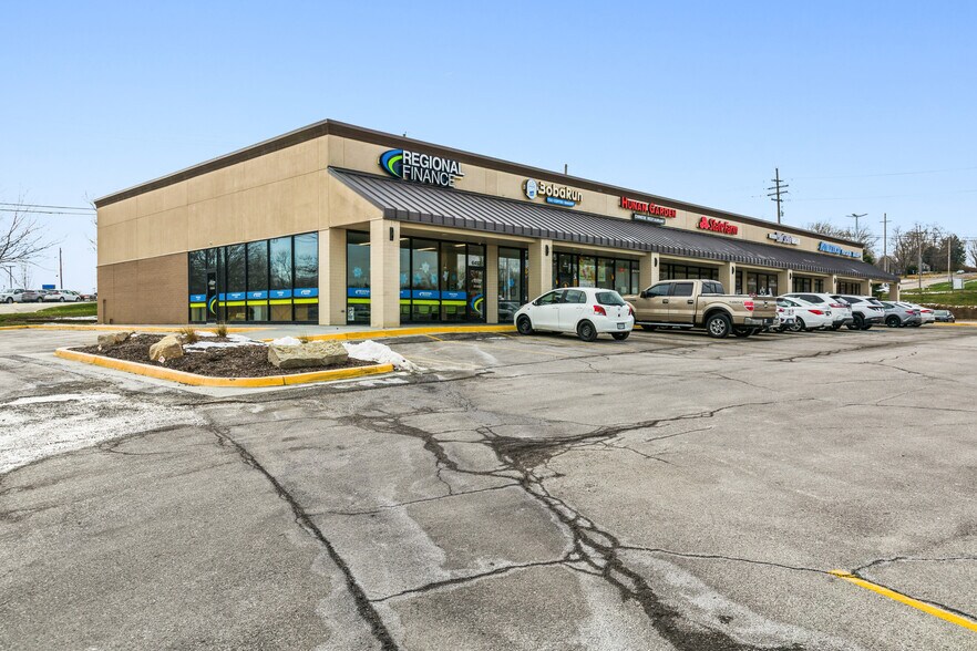 More Photos Of 6403-6479 N Prospect Ave, Gladstone Freestanding For Sale