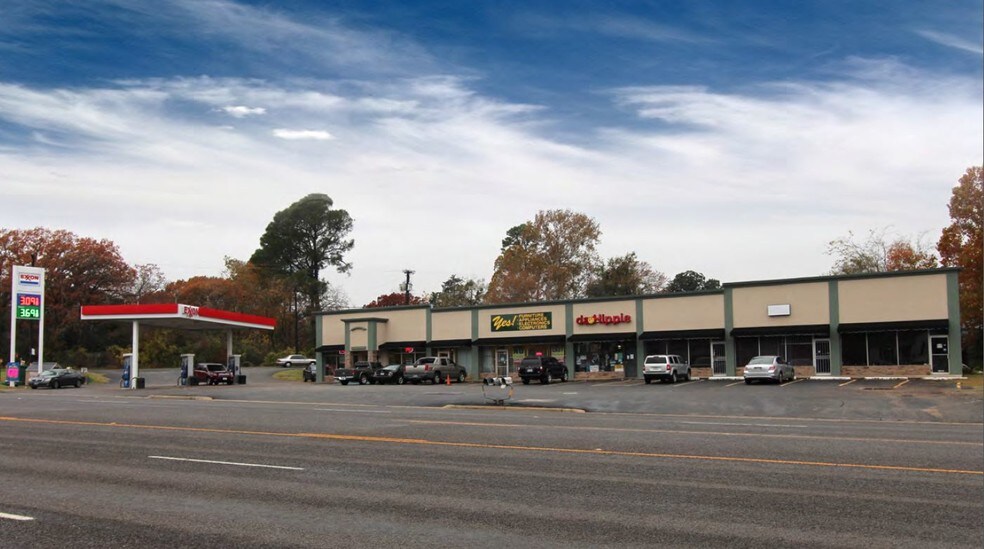 Primary Photo Of 12666 State Highway 31 W, Tyler Storefront For Sale