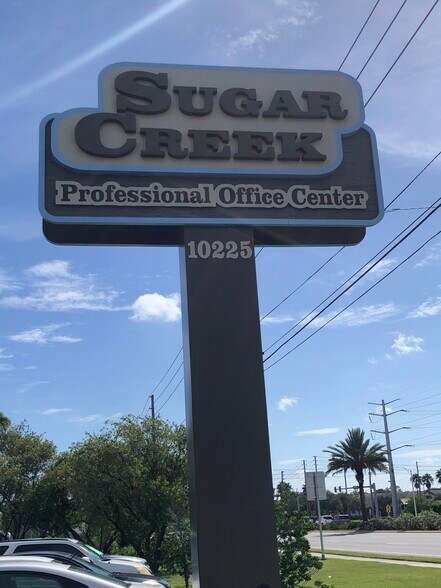 More Photos Of 10225 Ulmerton Rd, Largo Medical For Sale