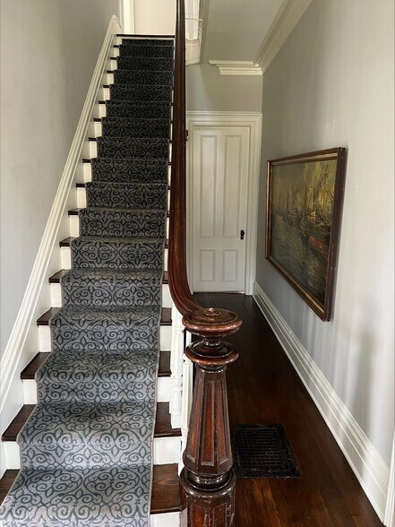 More Photos Of 286 Broad St, Red Bank Office For Sale