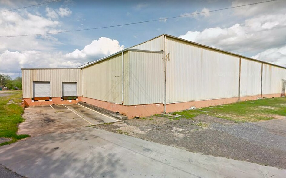 More Photos Of 401 Bingham, Ozark Warehouse For Sale