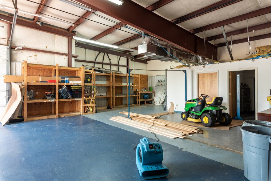 More Photos Of 5211 Union Rd., Gastonia Warehouse For Sale