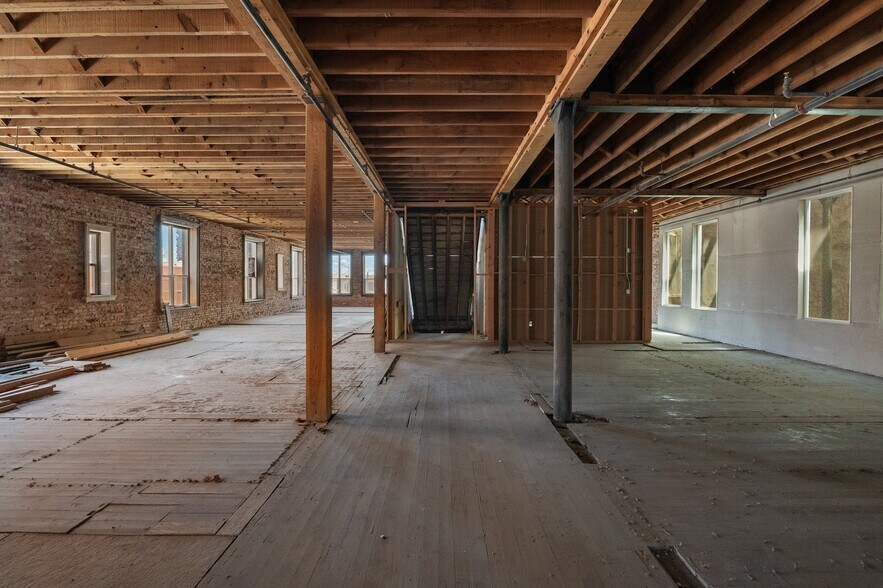 More Photos Of 115 S Jefferson St, Spokane Apartments For Lease