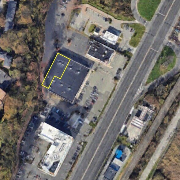 Primary Photo Of 5 State Route 17, Hasbrouck Heights Storefront For Lease