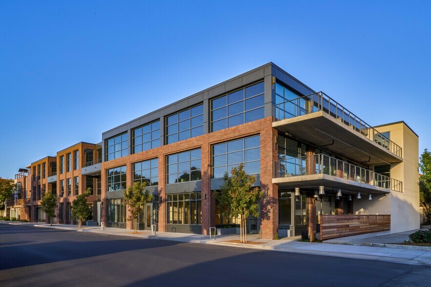 More Photos Of 388 Cambridge Ave, Palo Alto Loft Creative Space For Lease