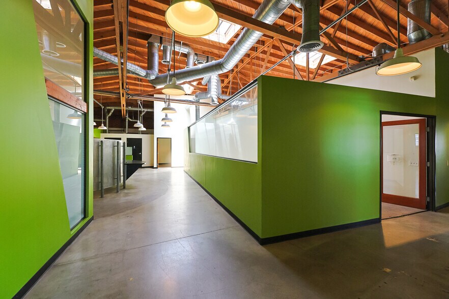 Primary Photo Of 1410 S Centinela Ave, Los Angeles Storefront Retail Office For Lease