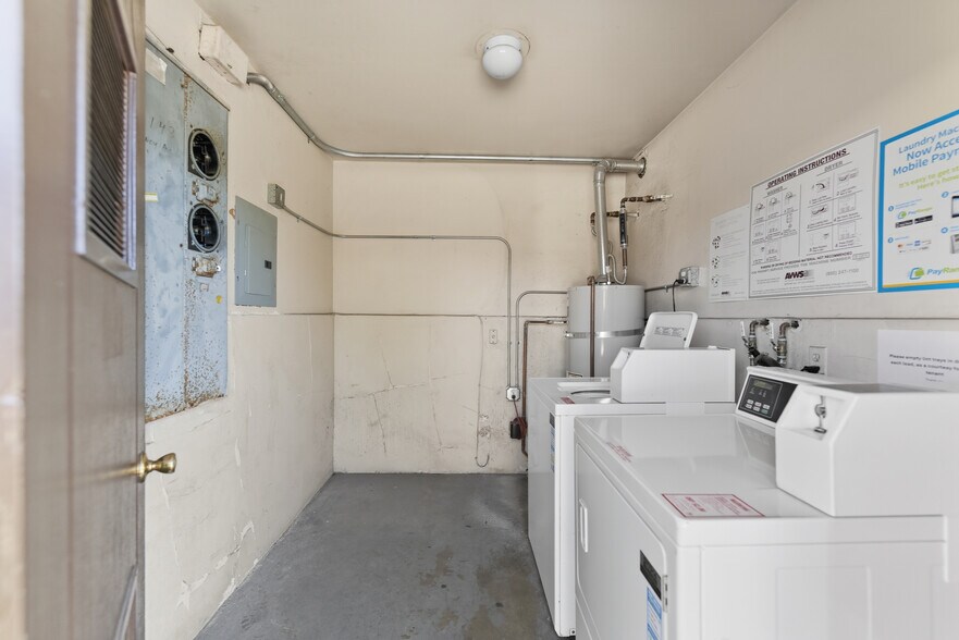 More Photos Of 12143 Downey Ave, Downey Apartments For Sale