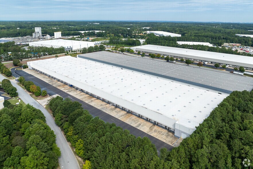 More Photos Of 4787 Stalwart Dr, Fairburn Warehouse For Lease