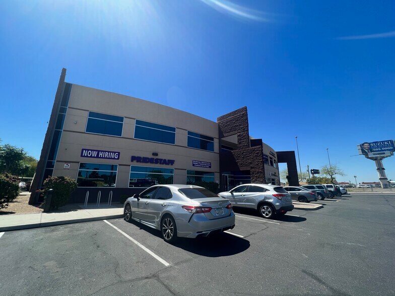 More Photos Of 2401 W Glendale Ave, Phoenix Medical For Lease