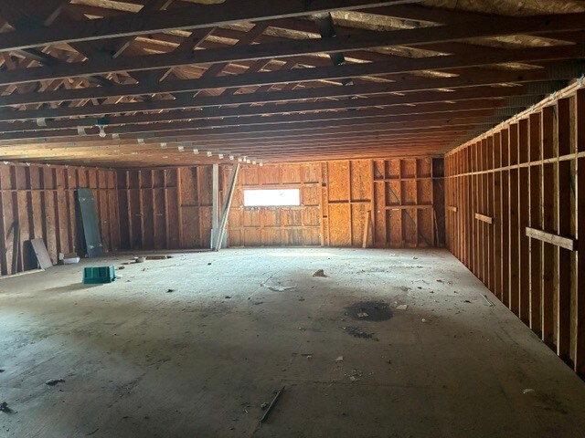 More Photos Of 115 W Shirley Ave, Warrenton Freestanding For Sale