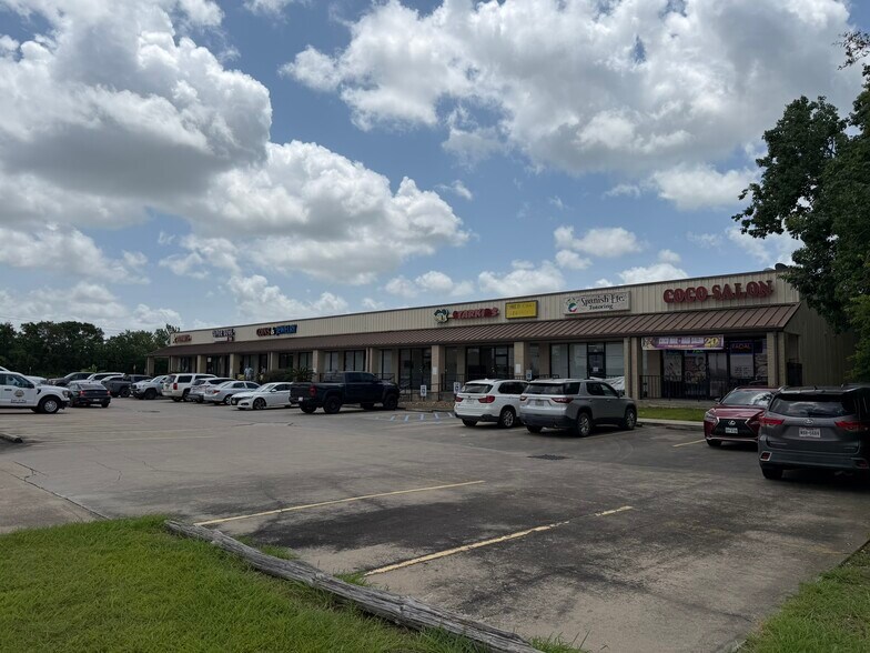 More Photos Of 4310 Bailey Rd, Pearland Unknown For Lease