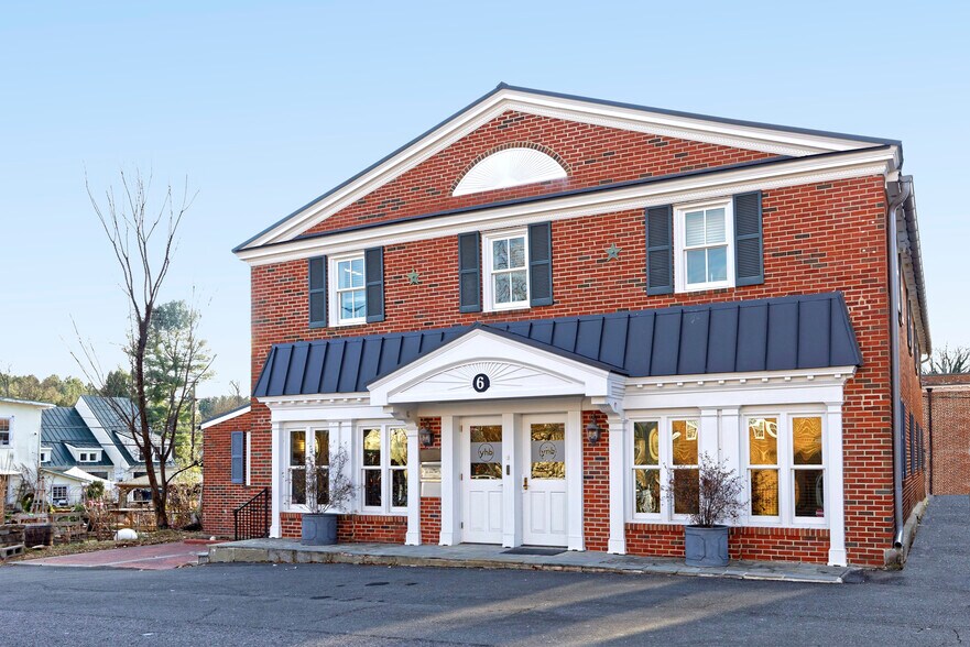 Primary Photo Of 6 S. Pendleton Street, Middleburg Office For Sale