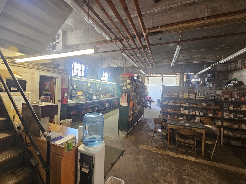 More Photos Of 173 Water St, Bridgeton Warehouse For Sale