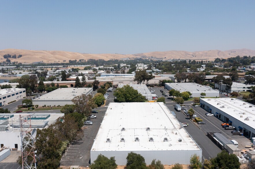 More Photos Of 130 Mason Cir, Concord Warehouse For Lease