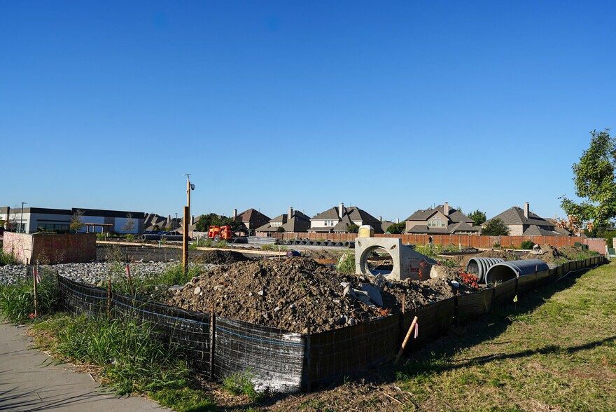 More Photos Of 8401 Judges Way, Frisco Storefront For Lease