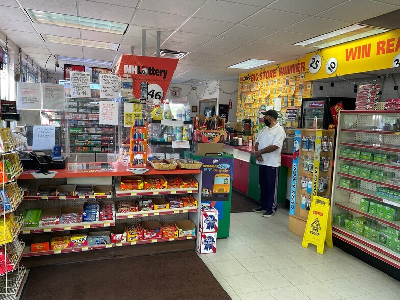 More Photos Of 364 Miracle Mile, Lebanon Service Station For Sale