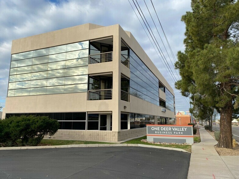 More Photos Of 1 W Deer Valley Rd, Phoenix Unknown For Lease