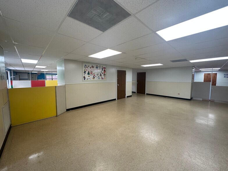 More Photos Of 6036 Tara Hill Dr, Dublin Daycare Center For Lease