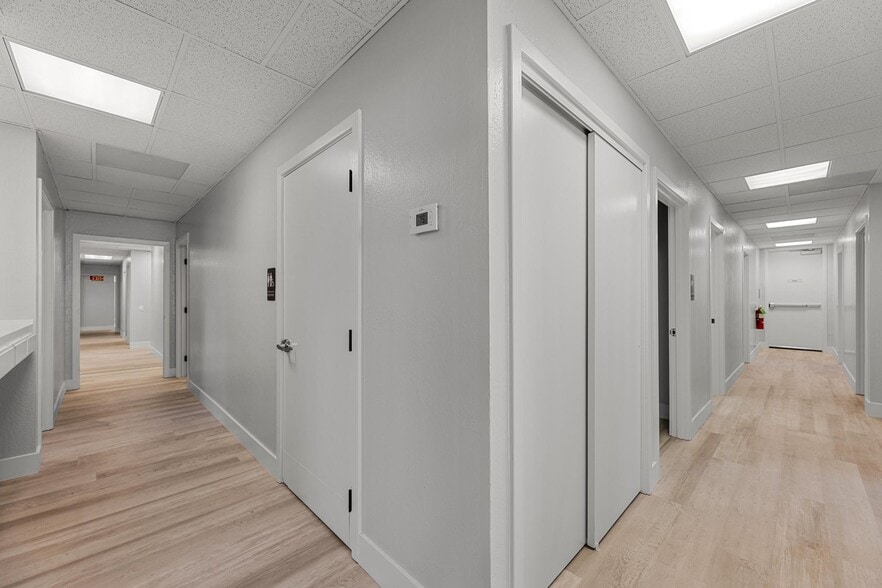 More Photos Of 3637 Mission Ave, Carmichael Unknown For Lease