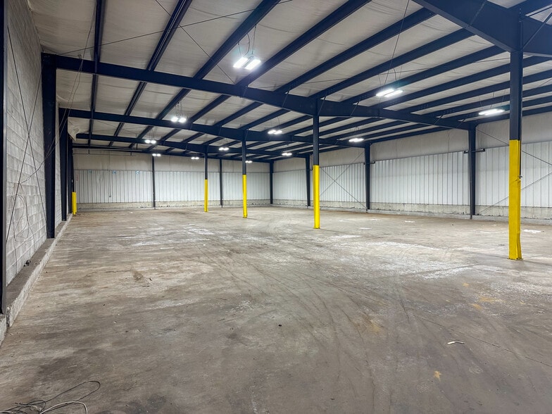 More Photos Of 9886 N Tudor Rd, Berrien Springs Warehouse For Sale