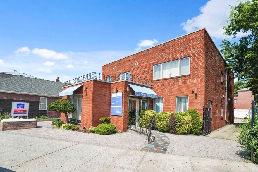 More Photos Of 72-41 Grand Ave, Flushing Medical For Lease
