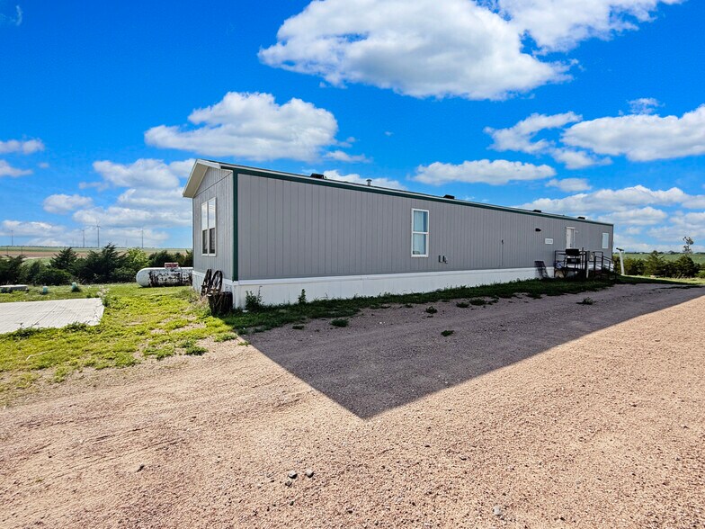 More Photos Of 39300 County Road 71, Crook Flex For Sale