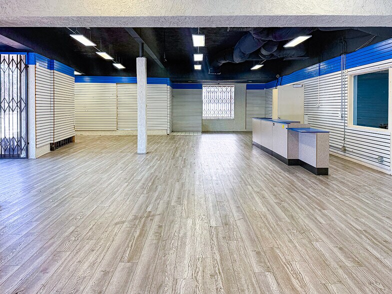 Primary Photo Of 6035 W Pico Blvd, Los Angeles Storefront Retail Office For Sale