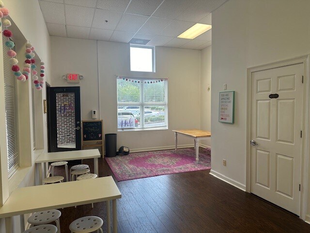 More Photos Of 10 The Boulevard, Newnan Loft Creative Space For Lease